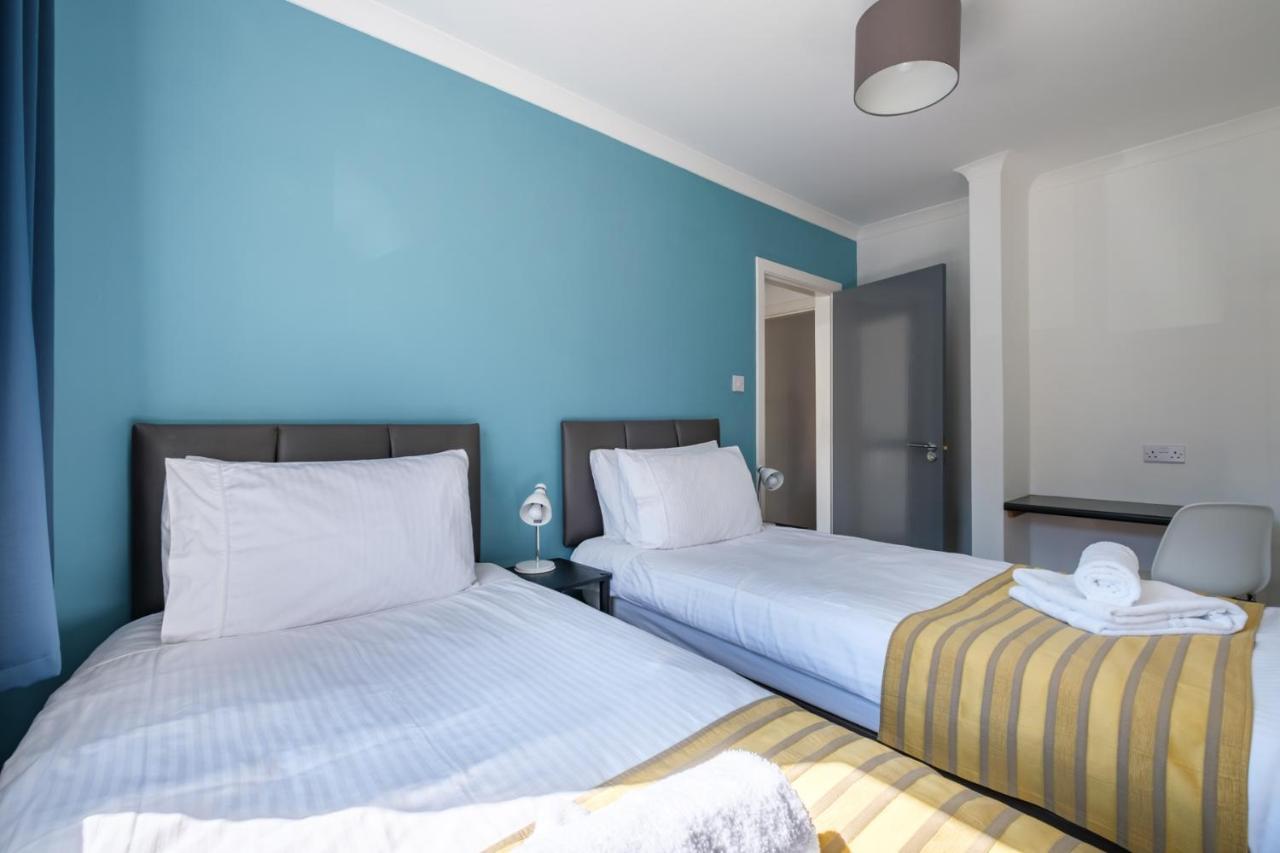 The Douglas - Spacious 2 Bed Apartment In Uddingston Esterno foto