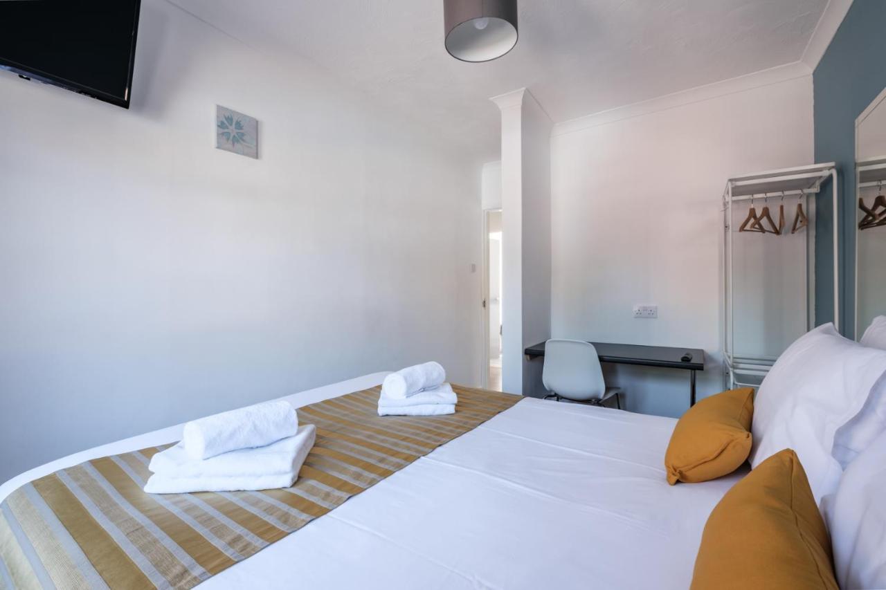 The Douglas - Spacious 2 Bed Apartment In Uddingston Esterno foto