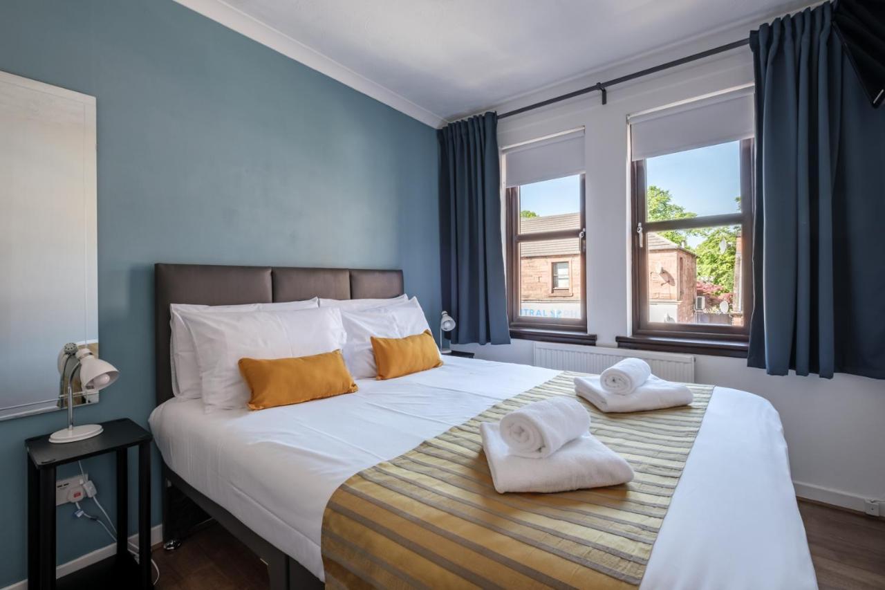 The Douglas - Spacious 2 Bed Apartment In Uddingston Esterno foto