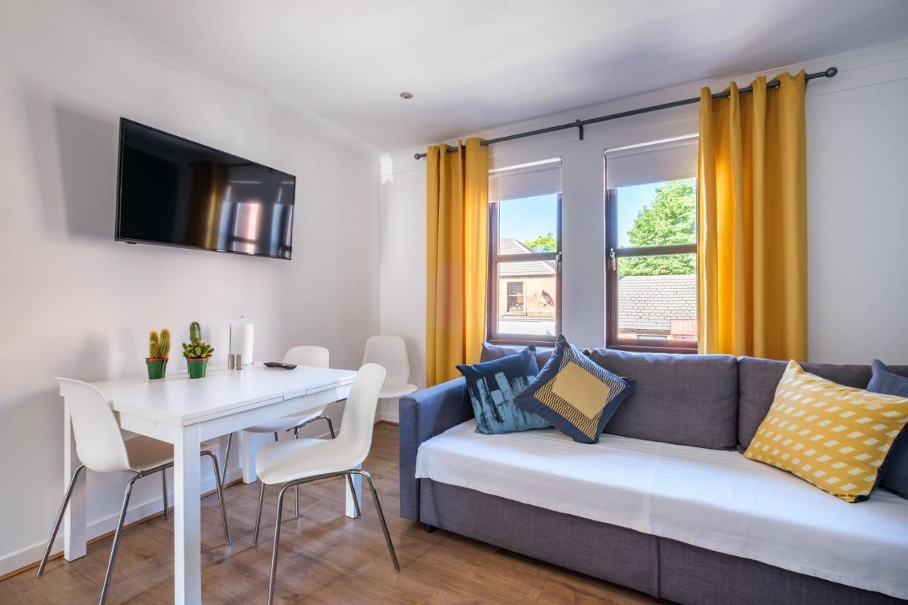 The Douglas - Spacious 2 Bed Apartment In Uddingston Esterno foto