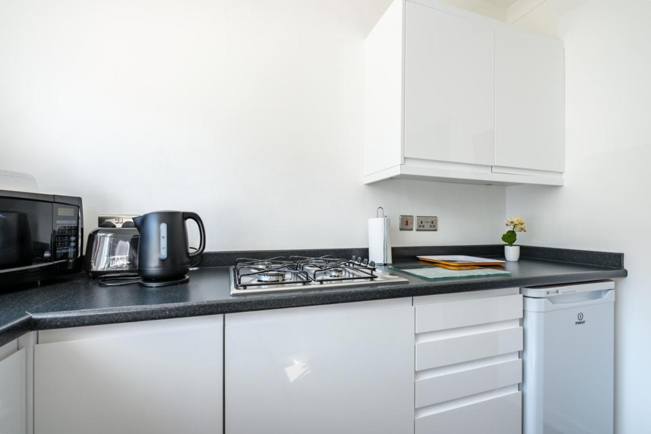 The Douglas - Spacious 2 Bed Apartment In Uddingston Esterno foto