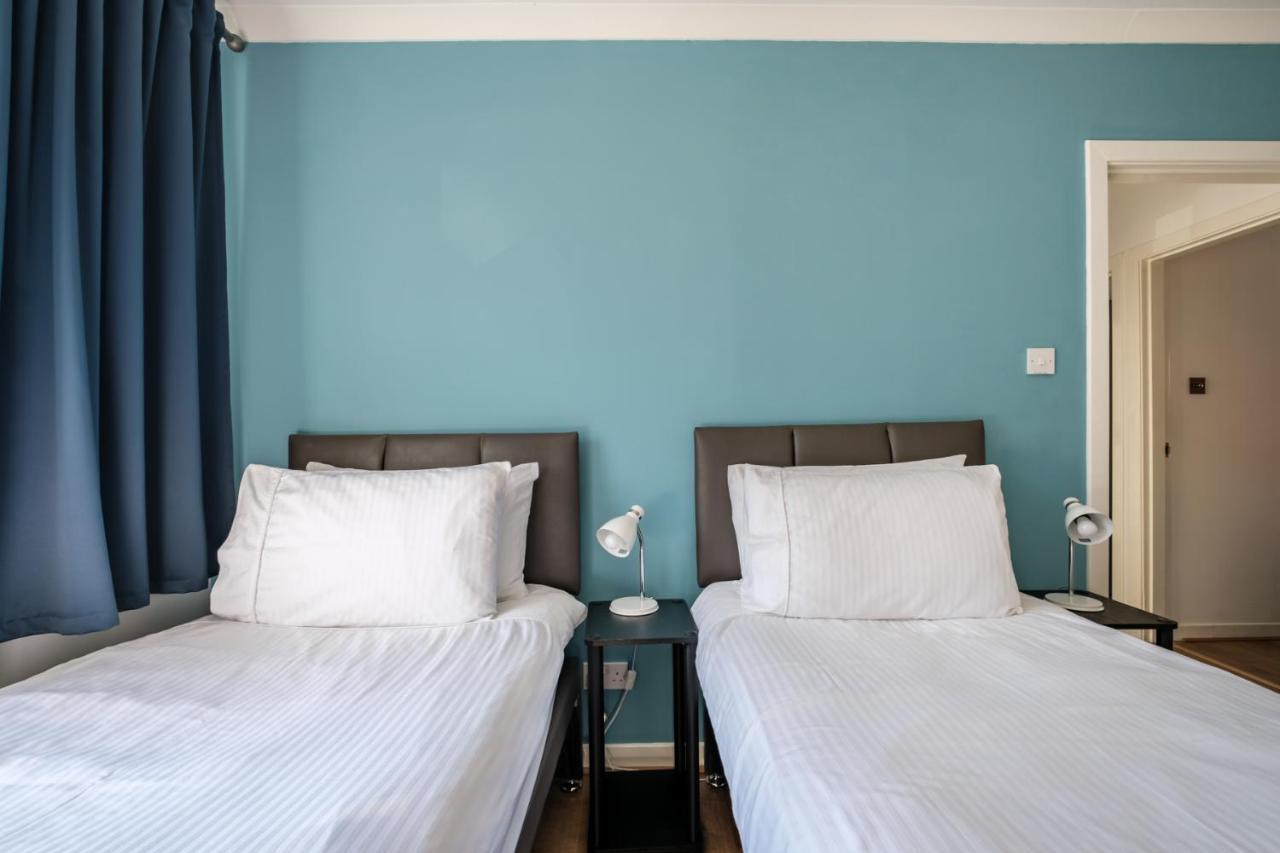The Douglas - Spacious 2 Bed Apartment In Uddingston Esterno foto