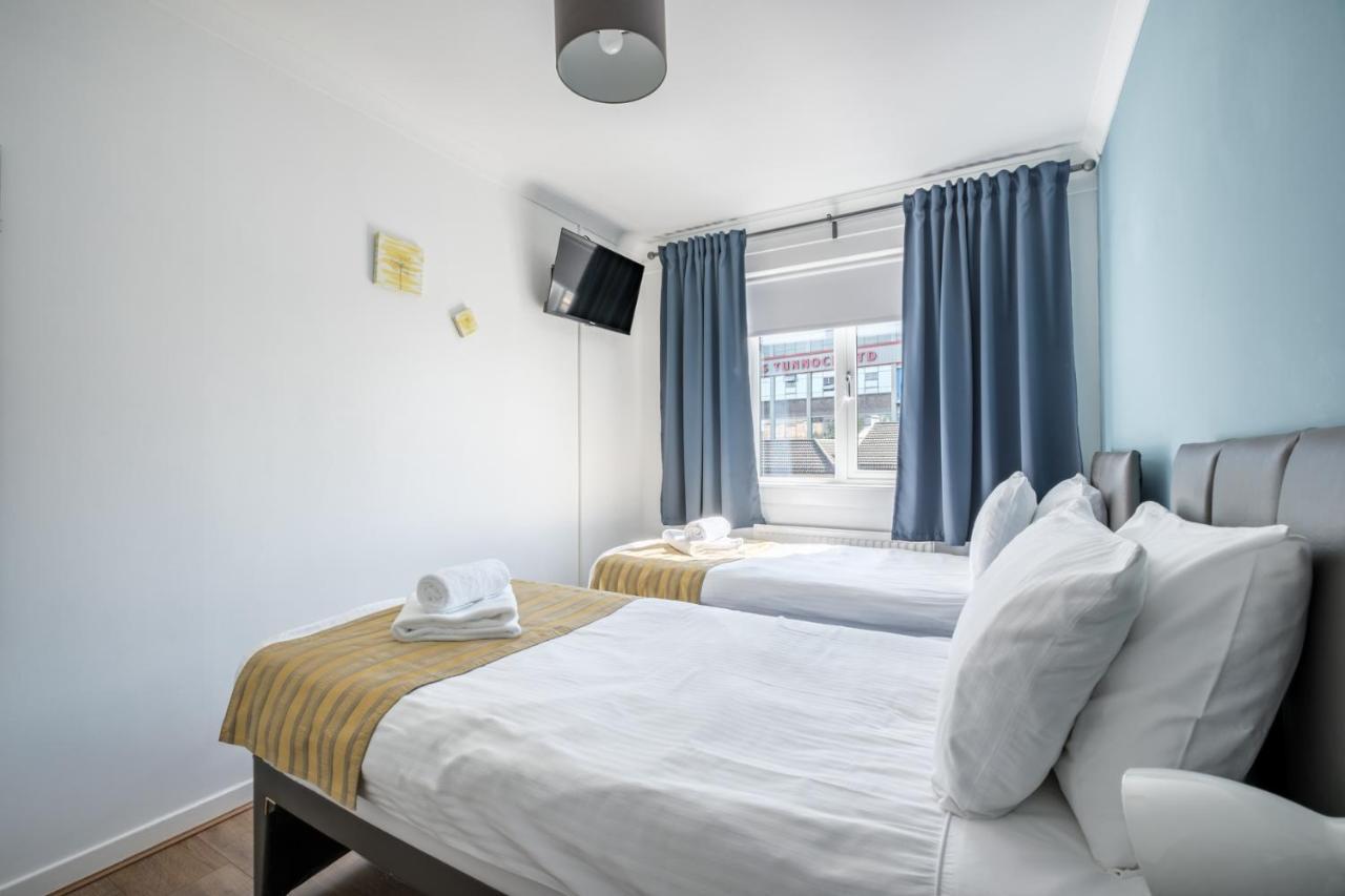 The Douglas - Spacious 2 Bed Apartment In Uddingston Esterno foto